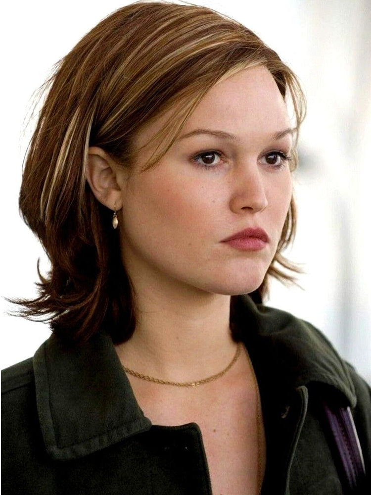 Julia Stiles 8.5 x 11 Candid Color Photograph Art Print Photo Collectibles:Photographic Images:Photographs Style Your Walls